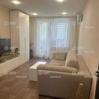 Продаж квартири Харків, Гагаріна, Спортивна, Захисників, 65м²