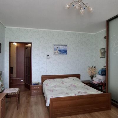Продажа 	 Харків, Білогірська Олександра Чабана (Білогірська) вул.   1Б