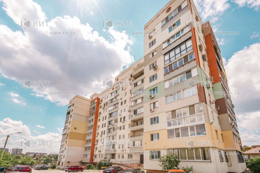 Продаж квартири Харків, Олексіївка, 60м²