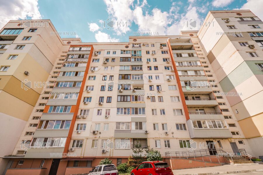Продаж квартири Харків, Олексіївка, 60м²