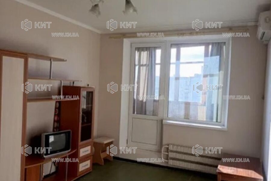 Продаж квартири Харків, ХТЗ, Рогань, 32м²