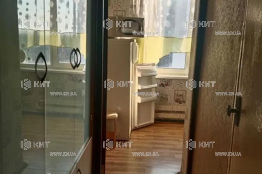Продаж квартири Харків, ХТЗ, Рогань, 32м²