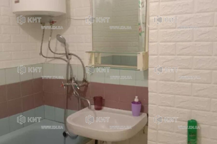 Продаж квартири Харків, ХТЗ, Рогань, 32м²