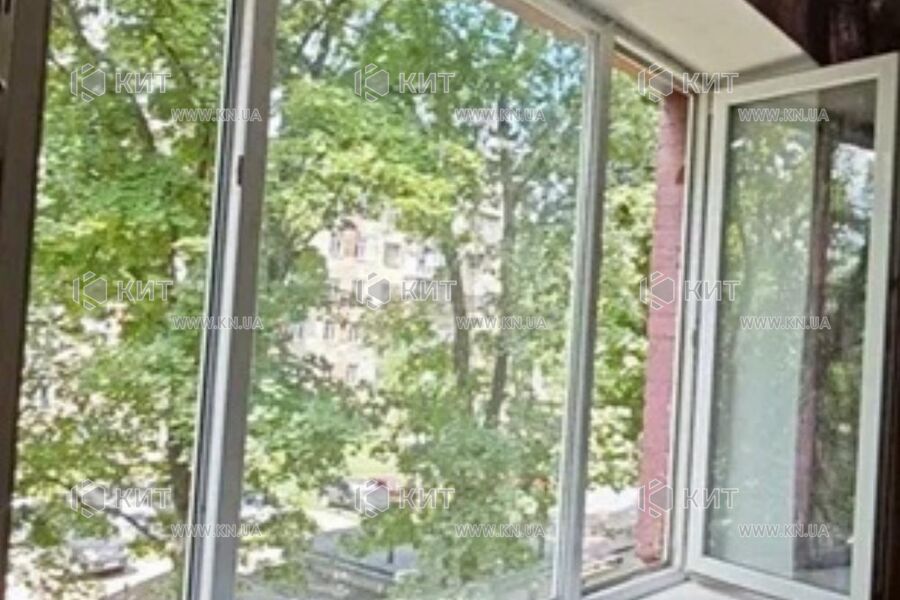 Продаж квартири Харків, ХТЗ, Рогань, 28м²