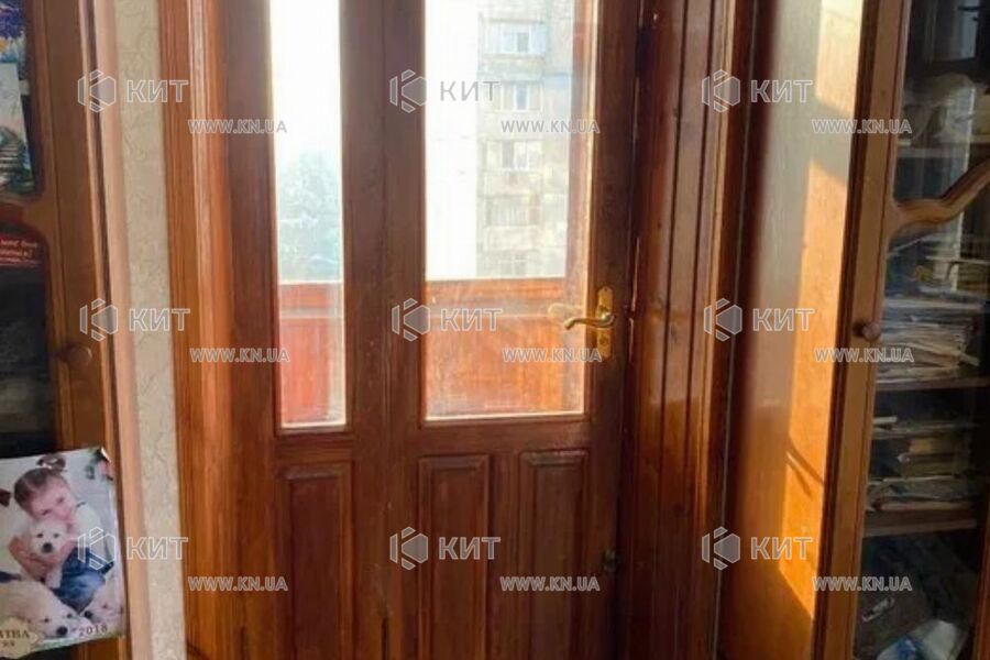 Продаж квартири Харків, ХТЗ, Рогань, 50м²