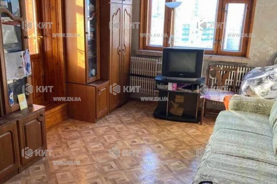 Продаж квартири Харків, ХТЗ, Рогань, 50м²