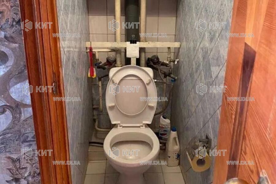 Продаж квартири Харків, ХТЗ, Рогань, 50м²