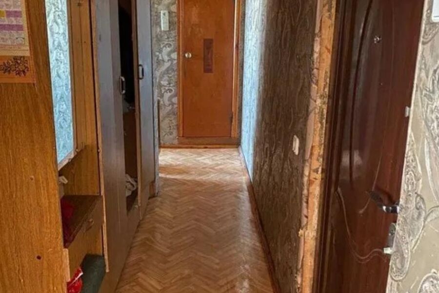 Продаж квартири Харків, ХТЗ, Рогань, 50м²