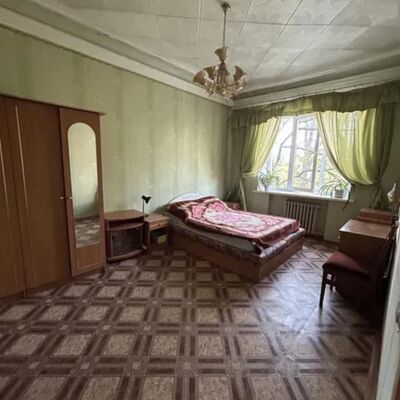 Продажа 	 Харьков,  Героев Харькова (Московский) пр.   124