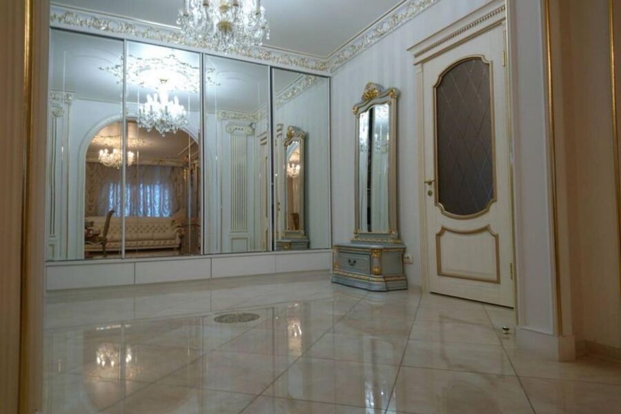 Продаж квартири Харків, Гагаріна, 117м²