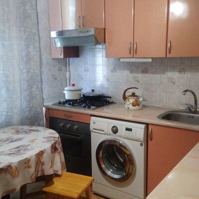 Продажа 	 Харьков,  Владислава Зубенко (Тимуровцев) ул.   25А