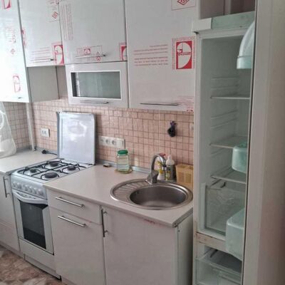 Продажа 	 Харків,  Валентинівьска (Блюхера) вул.   23В