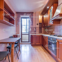 Продажа квартиры Харьков, Научная, 155м²
