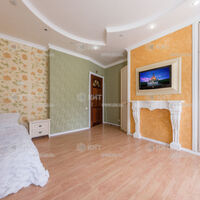 Продажа квартиры Харьков, Научная, 155м²