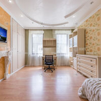 Продажа квартиры Харьков, Научная, 155м²