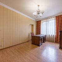 Продажа квартиры Харьков, Научная, 155м²