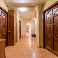 Продажа квартиры Харьков, Научная, 155м²