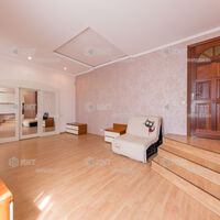 Продажа квартиры Харьков, Научная, 155м²