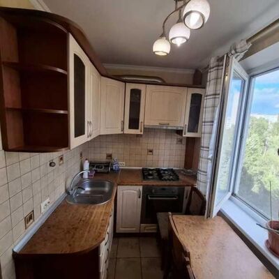 Продажа 	 Харків,  Барабашова вул.   38А