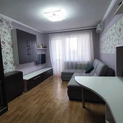Продажа 	 Харьков,  Каденюка (Танкопия) ул.   6А