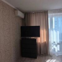 Продаж квартири Харків, ХТЗ, Рогань, 45м²