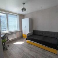 Продаж квартири Харків, ХТЗ, Рогань, 45м²