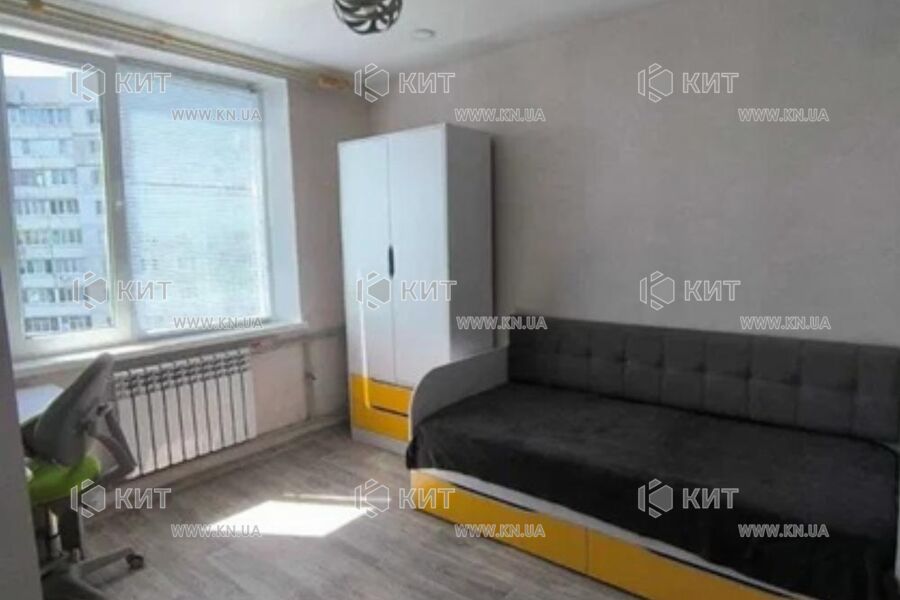 Продаж квартири Харків, ХТЗ, Рогань, 45м²