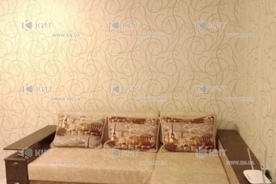 Продаж квартири Харків, ХТЗ, Рогань, 45м²