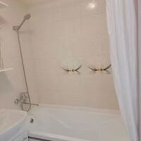 Продаж квартири Харків, ХТЗ, Рогань, 45м²