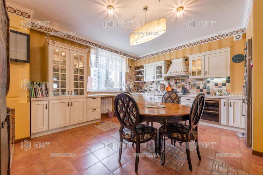 Продажа квартиры Харьков, Научная, 137м²