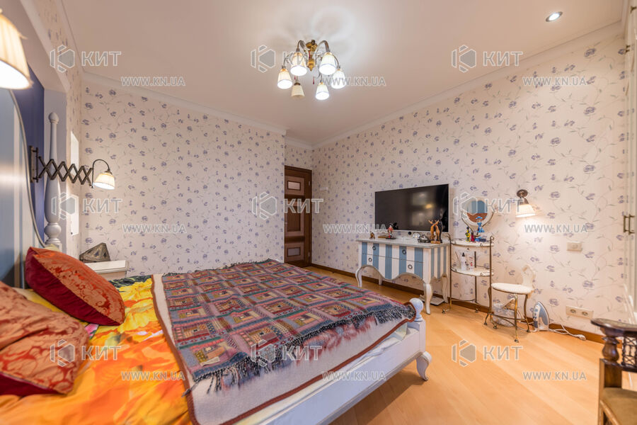 Продажа квартиры Харьков, Научная, 137м²