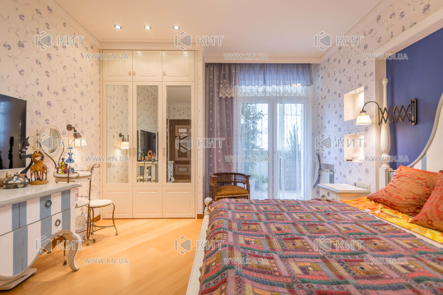 Продажа квартиры Харьков, Научная, 137м²