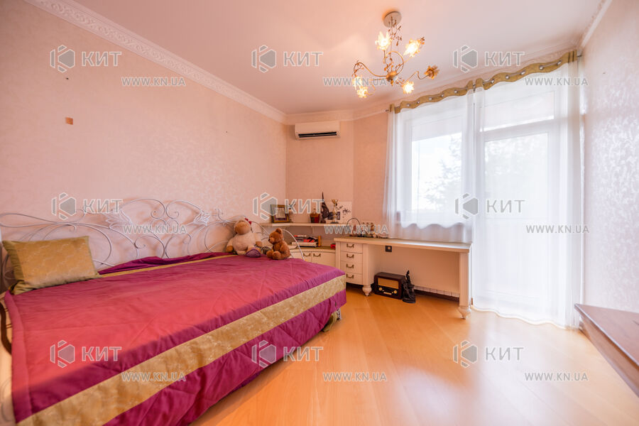 Продажа квартиры Харьков, Научная, 137м²