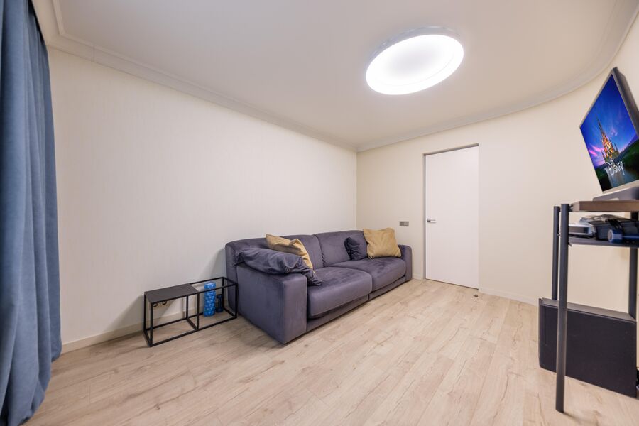 Продаж квартири Харків, Гагаріна, Спортивна, Захисників, 53.9м²