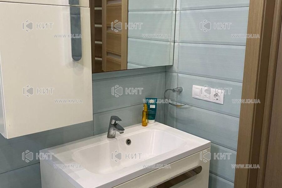 Продажа квартиры Харьков, Алексеевка, 130м²
