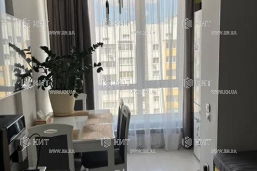 Продаж квартири Харків, ХТЗ, Рогань, 42м²