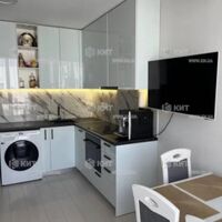 Продаж квартири Харків, ХТЗ, Рогань, 42м²