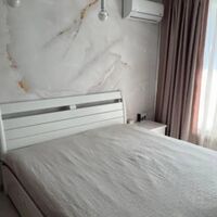 Продаж квартири Харків, ХТЗ, Рогань, 42м²