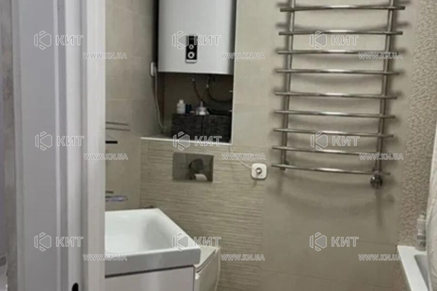 Продаж квартири Харків, ХТЗ, Рогань, 42м²