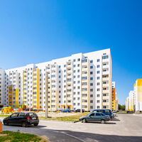 Продаж квартири Харків, ХТЗ, Рогань, 42м²