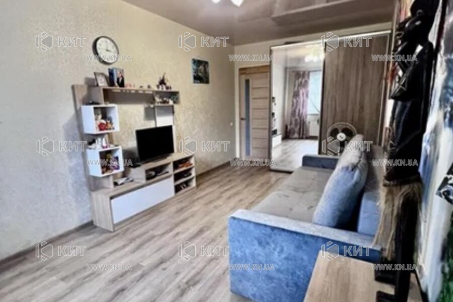 Продаж квартири Харків, ХТЗ, Рогань, 41м²