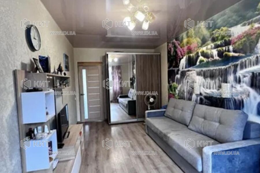 Продаж квартири Харків, ХТЗ, Рогань, 41м²