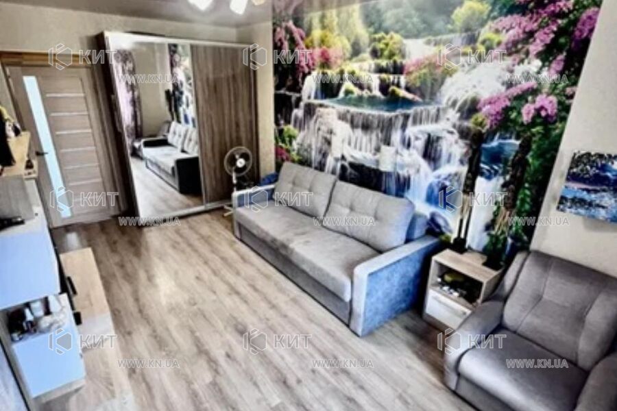 Продаж квартири Харків, ХТЗ, Рогань, 41м²