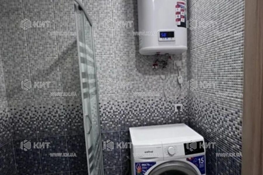 Продаж квартири Харків, ХТЗ, Рогань, 41м²
