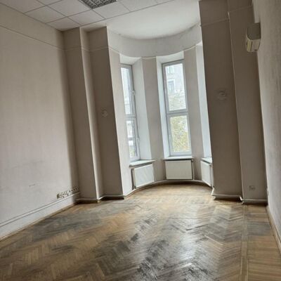 Продажа 	 Харьков,  Павловская (Розы Люксембург) пл.   10