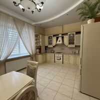 Продаж квартири Харків, Центр, 160м²
