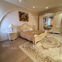 Продаж квартири Харків, Центр, 160м²