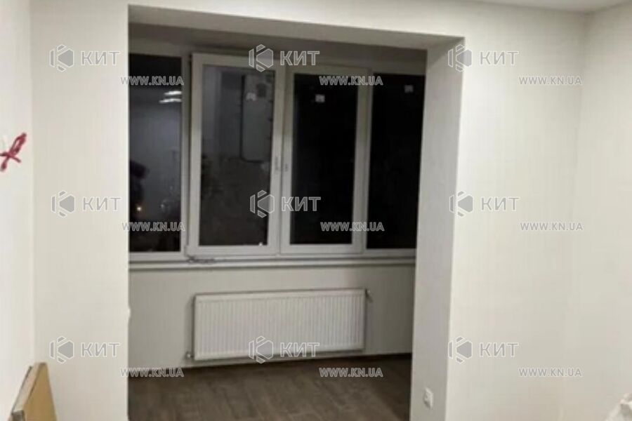 Продаж квартири Харків, ХТЗ, Рогань, 43м²