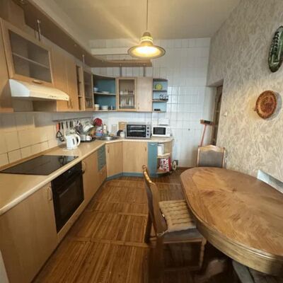 Продажа 	 Харьков, Красная Шапочка Славянская ул.   10