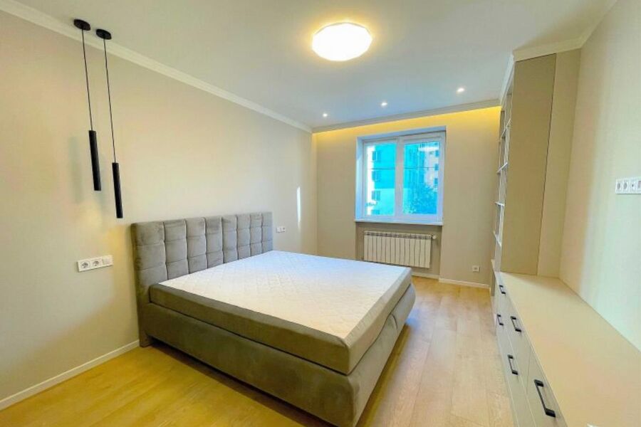 Продаж квартири Харків, Гагаріна, Спортивна, Захисників, 54м²